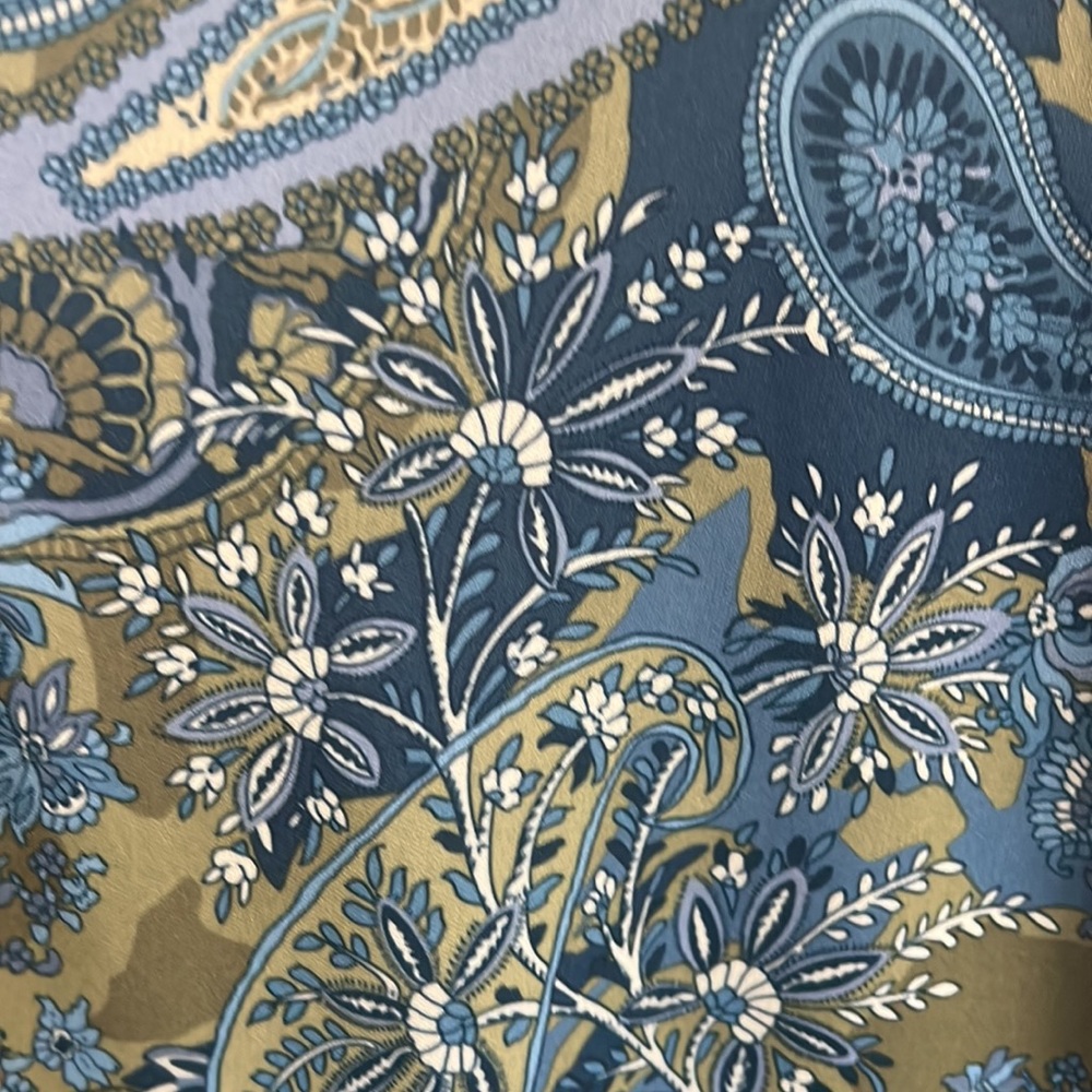 Collections ETC Paisley Robe - Picture 2 of 6